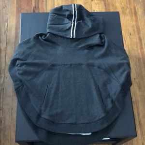 NWOT - Nike Women’s XS hooded poncho